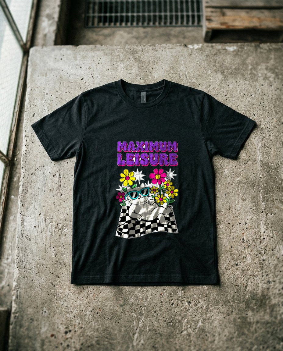 Maximum Leisure Psychedelic Cat — lifestyle photo
